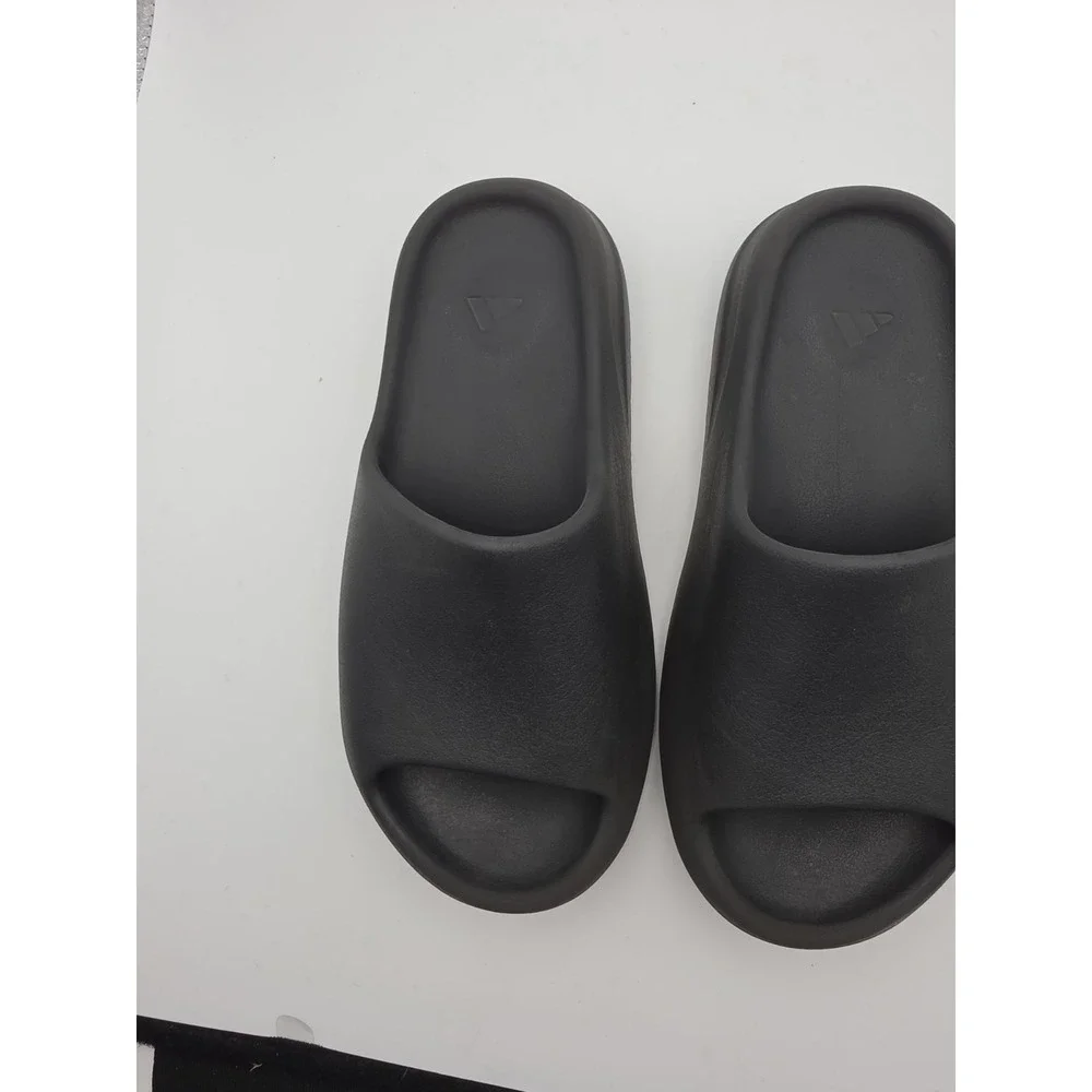 adidas Yeezy Slide Black Comfort Slide Sandal Men's US8 UK8 EU42 HQ6448